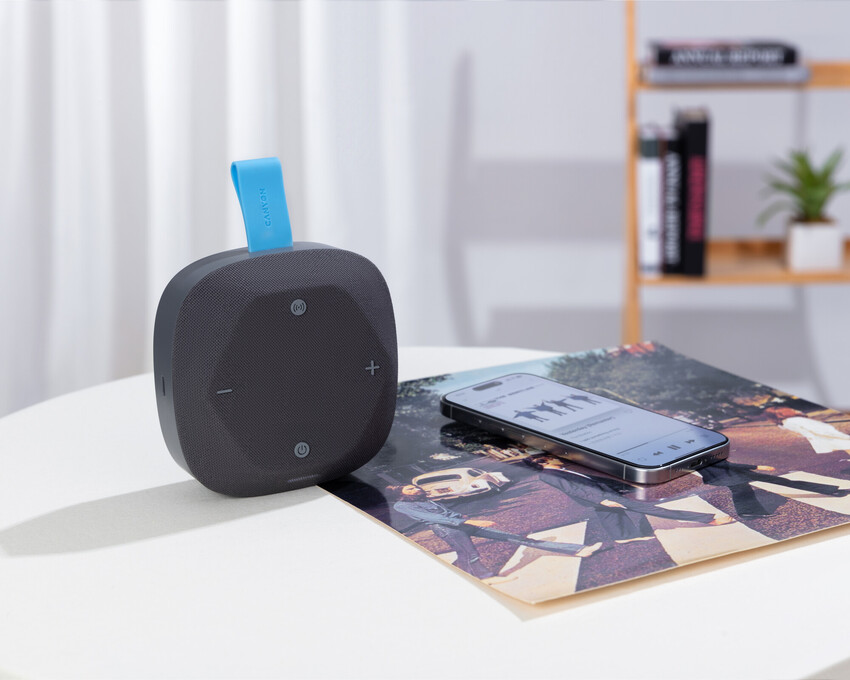 Regálové reproduktory