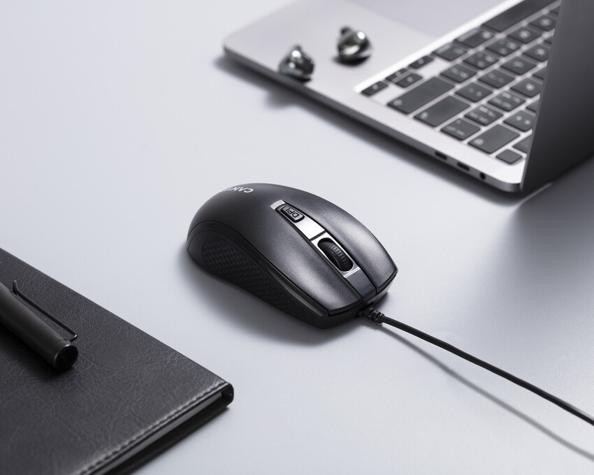 Symetrická kabelová myš M-4 od Canyon