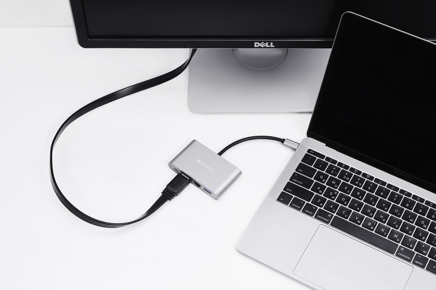 Metoda 2: adaptér pro starší monitory