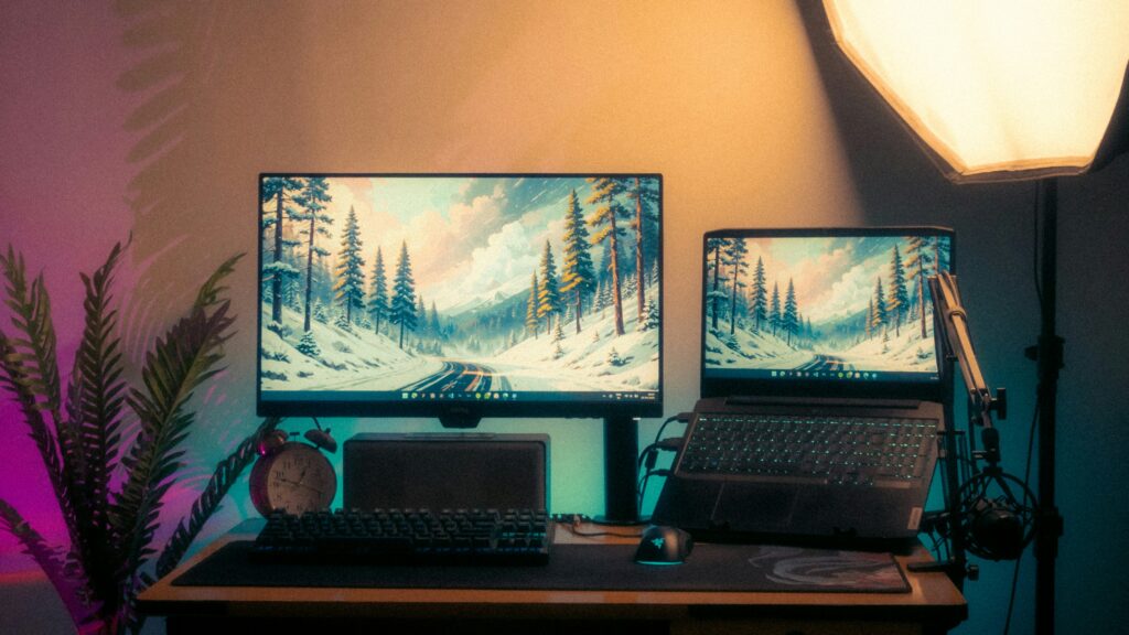 Jak připojit dva monitory k notebooku 